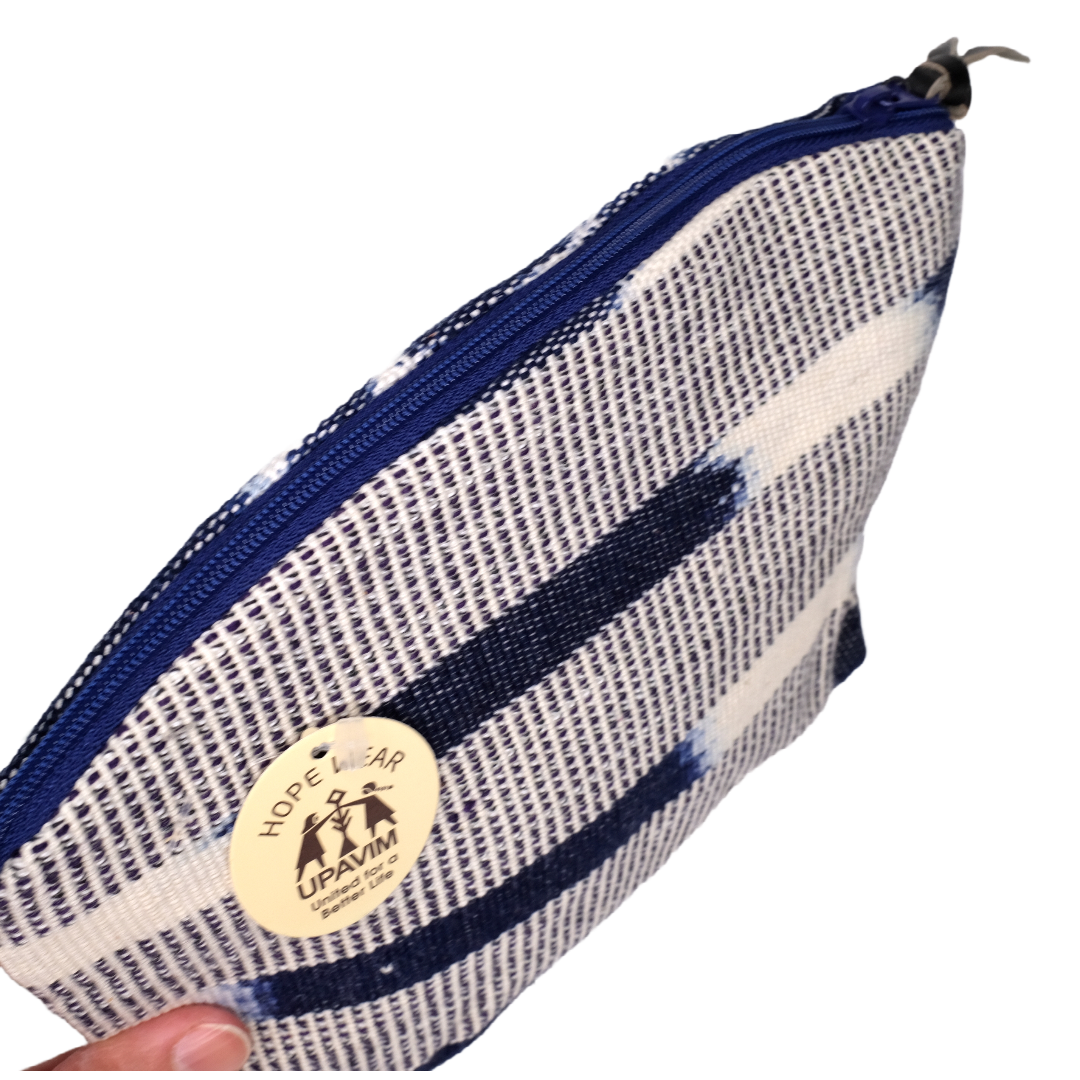 Ikat silk velvet purse. Bamboo handles — Beach + Pine